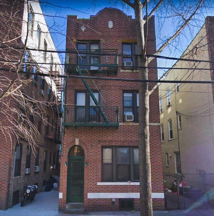 Sunnyside — 6-Unit Multifamily